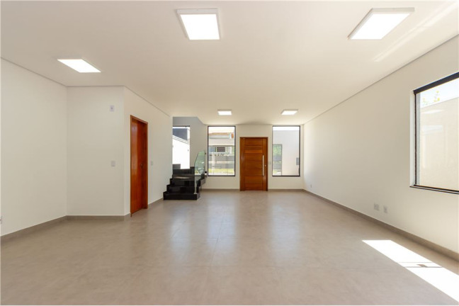 Imagem Sobrado com 3 Quartos à Venda, 202 m² em Polvilho - Cajamar Imagem Sobrado com 3 Quartos à Venda, 202 m² em Polvilho - Cajamar