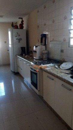 Imagem Sobrado com 3 Quartos à Venda, 208 m² em Jardim Bom Clima - Guarulhos Imagem Sobrado com 3 Quartos à Venda, 208 m² em Jardim Bom Clima - Guarulhos