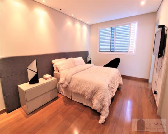 Imagem Imóvel com 4 Quartos à Venda, 274 m² em Vila Da Serra - Nova Lima Imagem Imóvel com 4 Quartos à Venda, 274 m² em Vila Da Serra - Nova Lima