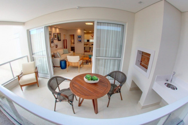 Imagem Imóvel com 3 Quartos à Venda, 113 m² em Jurerê - Florianópolis Imagem Imóvel com 3 Quartos à Venda, 113 m² em Jurerê - Florianópolis