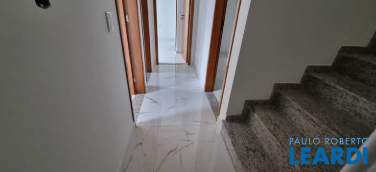Imagem Casa de Condomínio com 3 Quartos à Venda, 120 m² em Paraíso - Santo André Imagem Casa de Condomínio com 3 Quartos à Venda, 120 m² em Paraíso - Santo André