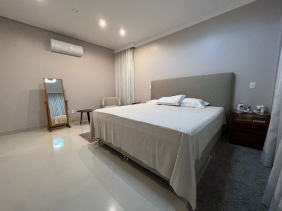 Imagem Sobrado com 3 Quartos à Venda, 268 m² em Residencial Goiânia Golfe Clube - Goiânia Imagem Sobrado com 3 Quartos à Venda, 268 m² em Residencial Goiânia Golfe Clube - Goiânia