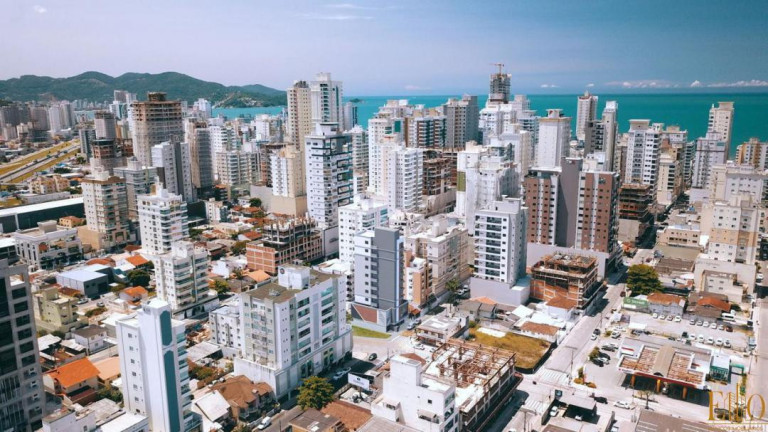 Imagem Apartamento com 3 Quartos à Venda, 87 m² em Meia Praia - Itapema Imagem Apartamento com 3 Quartos à Venda, 87 m² em Meia Praia - Itapema