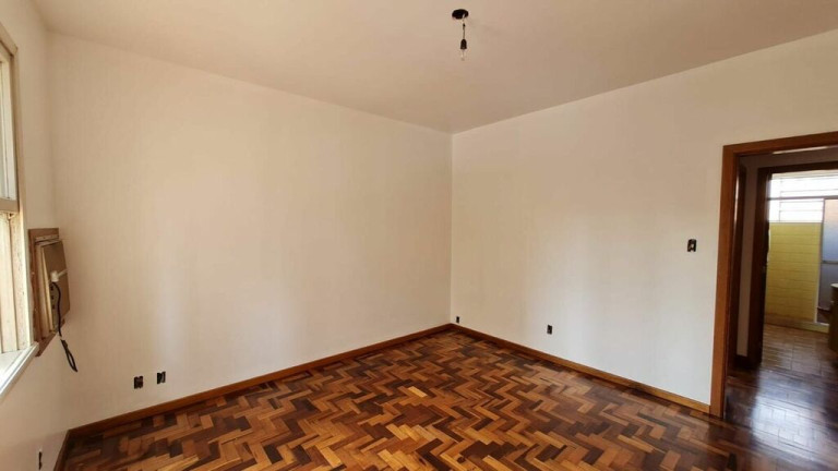Imagem Apartamento com 2 Quartos à Venda, em Passo Da Areia - Porto Alegre Imagem Apartamento com 2 Quartos à Venda, em Passo Da Areia - Porto Alegre