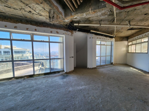 Imagem Imóvel com 5 Quartos à Venda, 1.202 m² em Barra Da Tijuca - Rio De Janeiro Imagem Imóvel com 5 Quartos à Venda, 1.202 m² em Barra Da Tijuca - Rio De Janeiro