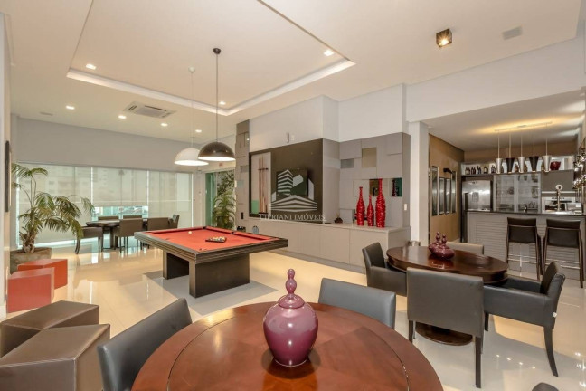 Imagem Apartamento com 3 Quartos à Venda, 131 m² em Centro - Balneário Camboriú