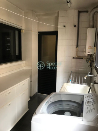 Imagem Apartamento com 3 Quartos à Venda, 250 m² em Moema - São Paulo