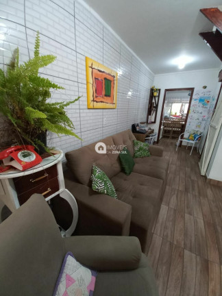 Imagem Casa com 2 Quartos à Venda, 60 m² Imagem Casa com 2 Quartos à Venda, 60 m²