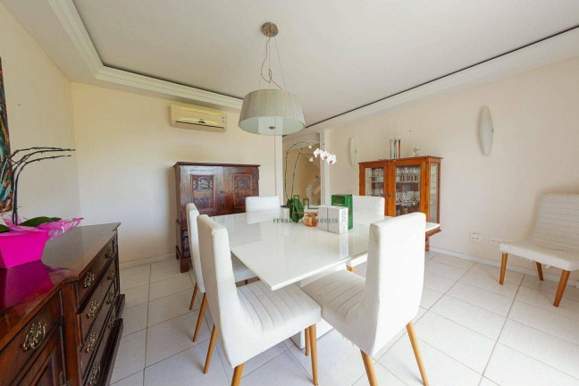 Imagem Casa com 4 Quartos à Venda, 340 m² em Itaipu - Niterói Imagem Casa com 4 Quartos à Venda, 340 m² em Itaipu - Niterói