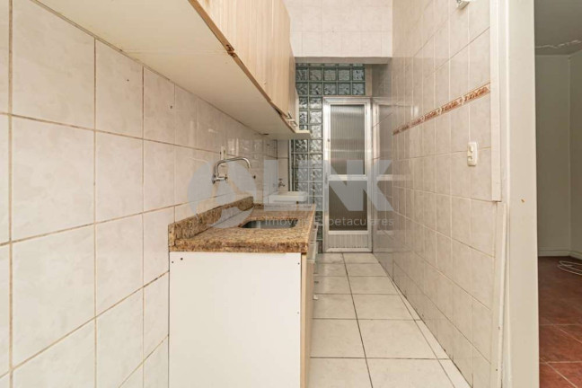 Imagem Apartamento com 2 Quartos à Venda, 67 m² em Santana - Porto Alegre