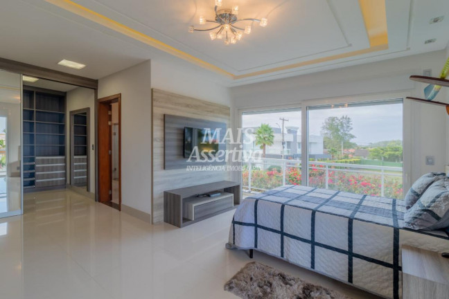 Imagem Casa com 3 Quartos à Venda, 471 m² em Centro - Torres Imagem Casa com 3 Quartos à Venda, 471 m² em Centro - Torres