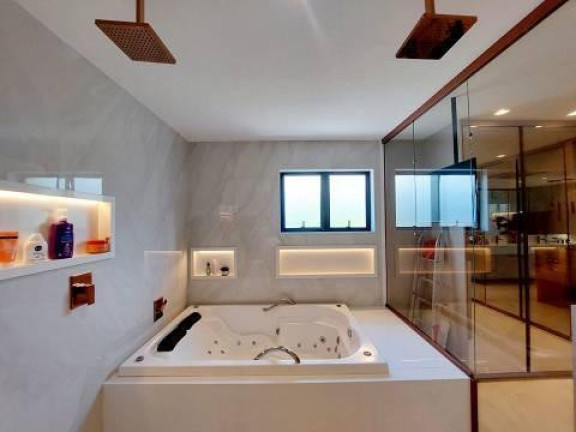 Imagem Casa de Condomínio com 5 Quartos à Venda, 900 m² em Barra Da Tijuca - Rio De Janeiro Imagem Casa de Condomínio com 5 Quartos à Venda, 900 m² em Barra Da Tijuca - Rio De Janeiro