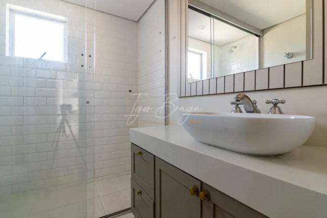 Imagem Apartamento com 3 Quartos à Venda, 122 m² em Cabral - Curitiba