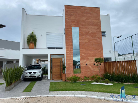 Imagem Casa com 3 Quartos à Venda, 129 m² em São Judas Tadeu - Balneário Camboriú Imagem Casa com 3 Quartos à Venda, 129 m² em São Judas Tadeu - Balneário Camboriú