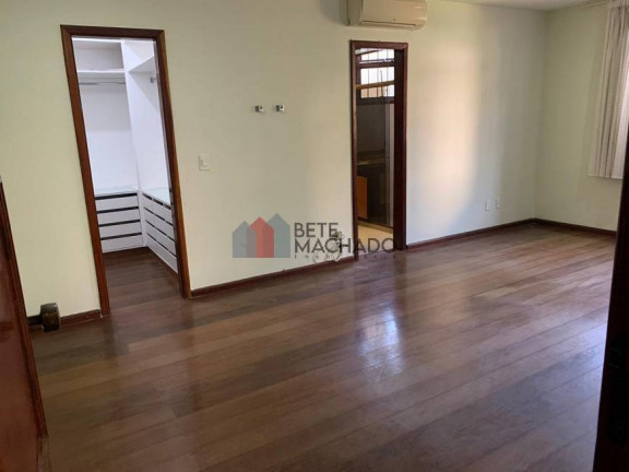 Imagem Apartamento com 3 Quartos à Venda, 186 m² em Várzea - Teresópolis