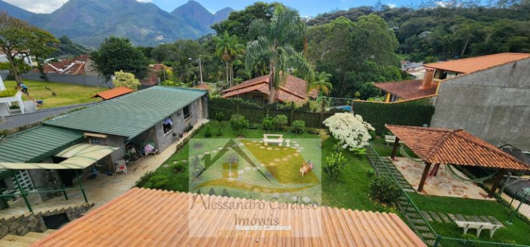 Imagem Casa com 10 Quartos à Venda, 550 m² em Braunes - Nova Friburgo Imagem Casa com 10 Quartos à Venda, 550 m² em Braunes - Nova Friburgo
