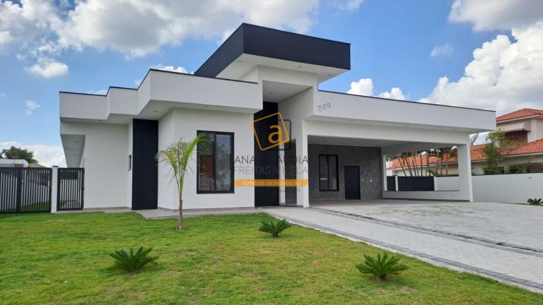 Casa com 4 Quartos à Venda,  em Parque Village Castelo - Itu