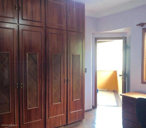 Imagem Casa à Venda, em Villa Vianna - Cotia Imagem Casa à Venda, em Villa Vianna - Cotia