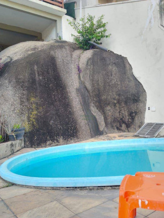 Imagem Casa com 4 Quartos à Venda, 400 m² em Itaipu - Niterói Imagem Casa com 4 Quartos à Venda, 400 m² em Itaipu - Niterói