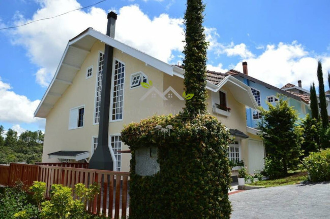 Imagem Casa com 4 Quartos à Venda, 257 m² em Alto Do Capivari - Campos Do Jordão Imagem Casa com 4 Quartos à Venda, 257 m² em Alto Do Capivari - Campos Do Jordão