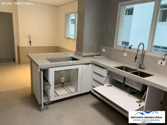 Imagem Imóvel com 3 Quartos à Venda, 222 m² em Moema - São Paulo Imagem Imóvel com 3 Quartos à Venda, 222 m² em Moema - São Paulo