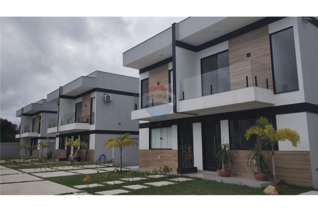 Imagem Casa com 2 Quartos à Venda, 75 m² em Inoa - Maricá