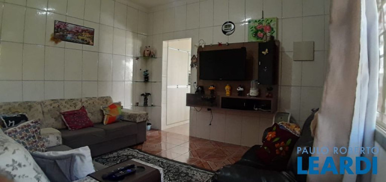 Imagem Casa com 4 Quartos à Venda, 350 m² em Vila Pinheirinho - Santo André Imagem Casa com 4 Quartos à Venda, 350 m² em Vila Pinheirinho - Santo André