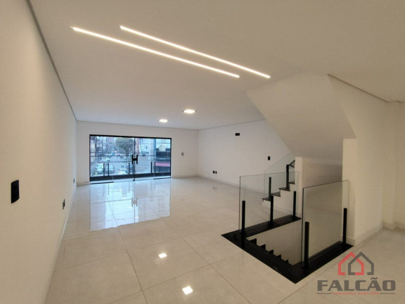 Casa com 3 Quartos à Venda, 280 m² em Embaré - Santos