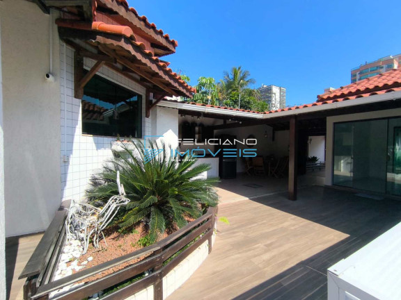 Imagem Casa com 3 Quartos à Venda, 277 m² em Canto Do Forte - Praia Grande Imagem Casa com 3 Quartos à Venda, 277 m² em Canto Do Forte - Praia Grande