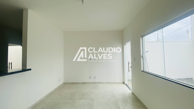 Imagem Casa com 2 Quartos para Alugar, 65 m² em Bairro Conceição - Feira De Santana Imagem Casa com 2 Quartos para Alugar, 65 m² em Bairro Conceição - Feira De Santana