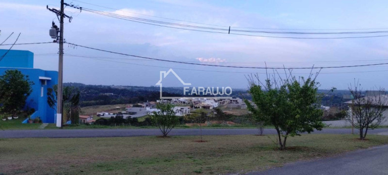 Imagem Terreno à Venda, 450 m² em Village Araçoiaba - Araçoiaba Da Serra Imagem Terreno à Venda, 450 m² em Village Araçoiaba - Araçoiaba Da Serra