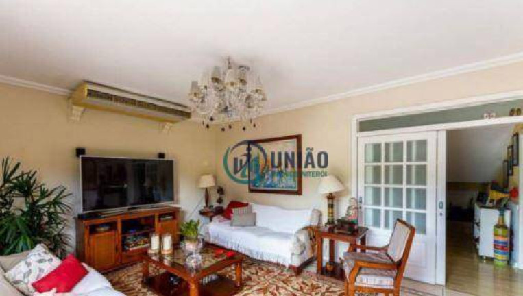Imagem Casa com 4 Quartos à Venda, 360 m² em São Francisco - Niterói
