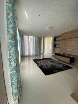 Imagem Casa com 4 Quartos à Venda, 250 m² em Aruã - Mogi Das Cruzes Imagem Casa com 4 Quartos à Venda, 250 m² em Aruã - Mogi Das Cruzes