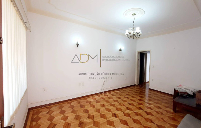 Imagem Casa com 3 Quartos à Venda, 242 m² em Centro - Botucatu Imagem Casa com 3 Quartos à Venda, 242 m² em Centro - Botucatu