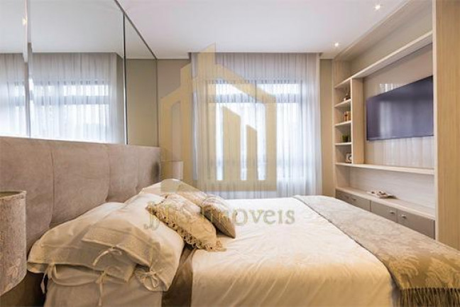 Imagem Apartamento com 3 Quartos à Venda, 82 m² em Cristo Rei - Curitiba