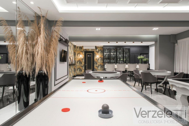 Imagem Apartamento com 4 Quartos à Venda, 287 m² em Meia Praia - Itapema