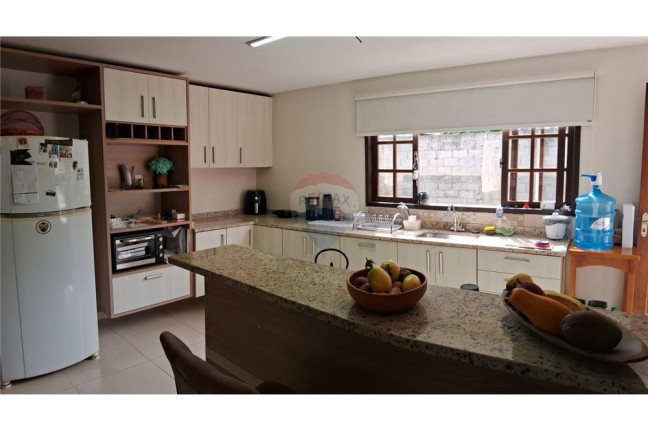 Imagem Imóvel com 3 Quartos à Venda, 283 m² em Centro - Maricá