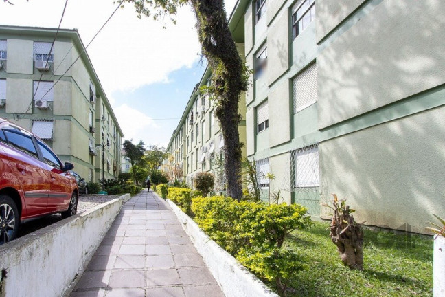 Imagem Imóvel com 3 Quartos à Venda, em Cristal - Porto Alegre Imagem Imóvel com 3 Quartos à Venda, em Cristal - Porto Alegre