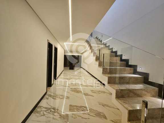 Imagem Casa com 5 Quartos à Venda, em Maraponga - Fortaleza Imagem Casa com 5 Quartos à Venda, em Maraponga - Fortaleza