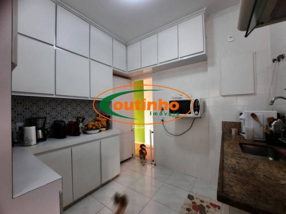 Imagem Apartamento com 4 Quartos à Venda, 120 m² em Tijuca - Rio De Janeiro Imagem Apartamento com 4 Quartos à Venda, 120 m² em Tijuca - Rio De Janeiro