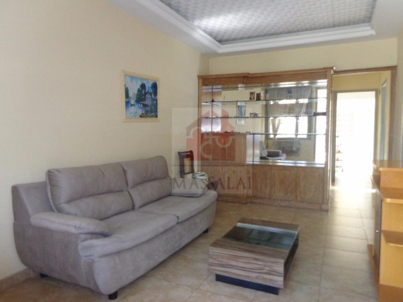Imagem Casa com 3 Quartos à Venda, 150 m² em Menino Deus - Porto Alegre Imagem Casa com 3 Quartos à Venda, 150 m² em Menino Deus - Porto Alegre