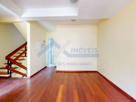 Sobrado com 4 Quartos à Venda, 222 m² em Boa Vista - Porto Alegre