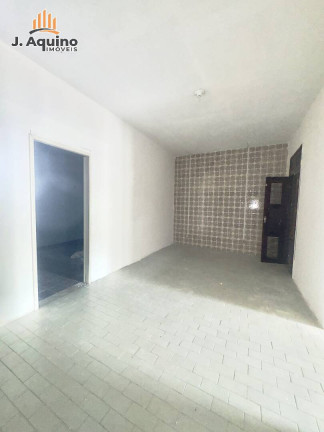 Imagem Casa com 4 Quartos à Venda, 174 m² em Fátima - Fortaleza