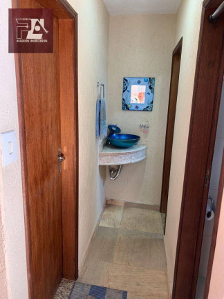 Imagem Casa com 2 Quartos à Venda, 300 m² em Centro - Lorena Imagem Casa com 2 Quartos à Venda, 300 m² em Centro - Lorena