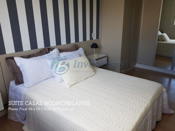 Imagem Apartamento com 3 Quartos à Venda, 77 m² em Mercês - Curitiba