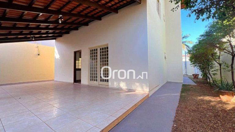 Imagem Sobrado com 4 Quartos à Venda, 280 m² em Setor Jaó - Goiânia