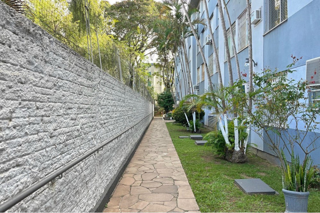 Imagem Apartamento com 3 Quartos à Venda, 66 m² em Cristal - Porto Alegre Imagem Apartamento com 3 Quartos à Venda, 66 m² em Cristal - Porto Alegre