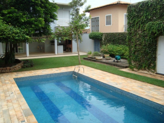 Imagem Casa com 3 Quartos à Venda, 358 m² em Vila Aviação - Bauru Imagem Casa com 3 Quartos à Venda, 358 m² em Vila Aviação - Bauru