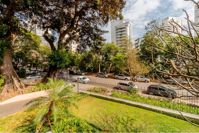 Imagem Imóvel com 3 Quartos à Venda,  em Higienópolis - São Paulo