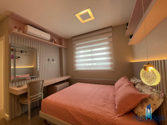 Imagem Apartamento com 3 Quartos à Venda, 190 m² em Pioneiros - Balneário Camboriú Imagem Apartamento com 3 Quartos à Venda, 190 m² em Pioneiros - Balneário Camboriú